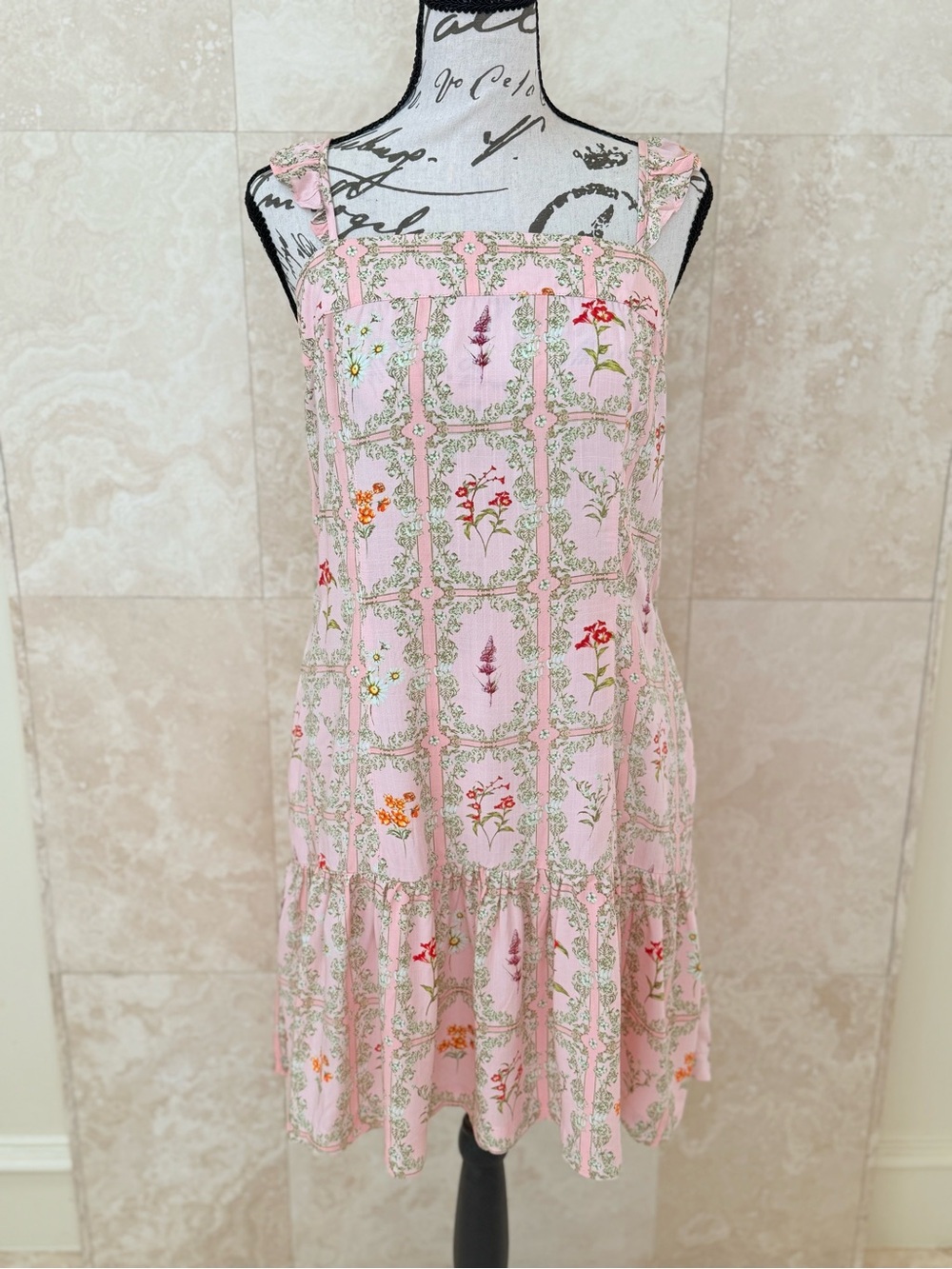 Aguabendita for Target Pink Floral Ruffle Strap Dress (Size L)